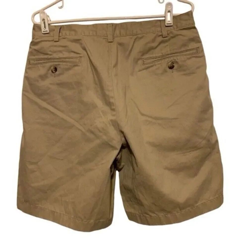 JOS. A. BANK TRAVELER'S COLLECTION SIZE 34 BEIGE PLEATED SHORTS